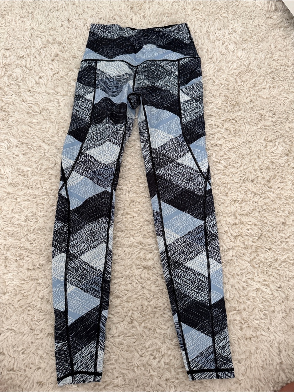 High-Waist Blue & Black Patterned Performance Leggings